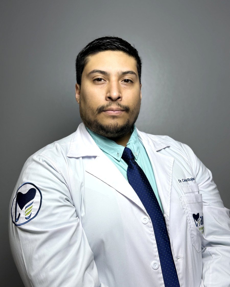 Dr. César Rojas Perry, Cirujano Dentista